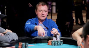 Neuville Leads 2015 WSOP Main Event After Day 5
