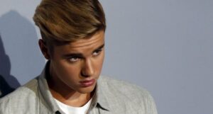 Justin Bieber Plays Poker For The Most Micro Of Stakes