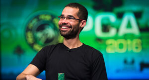 2016 POY Race: Anthony Gregg Climbs To Fourth