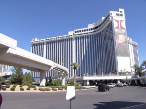 Presley Estate Sues Vegas Casino Over Memorabilia