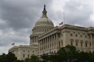 Graham Tries To Put I-Poker Ban Into Spending Bill