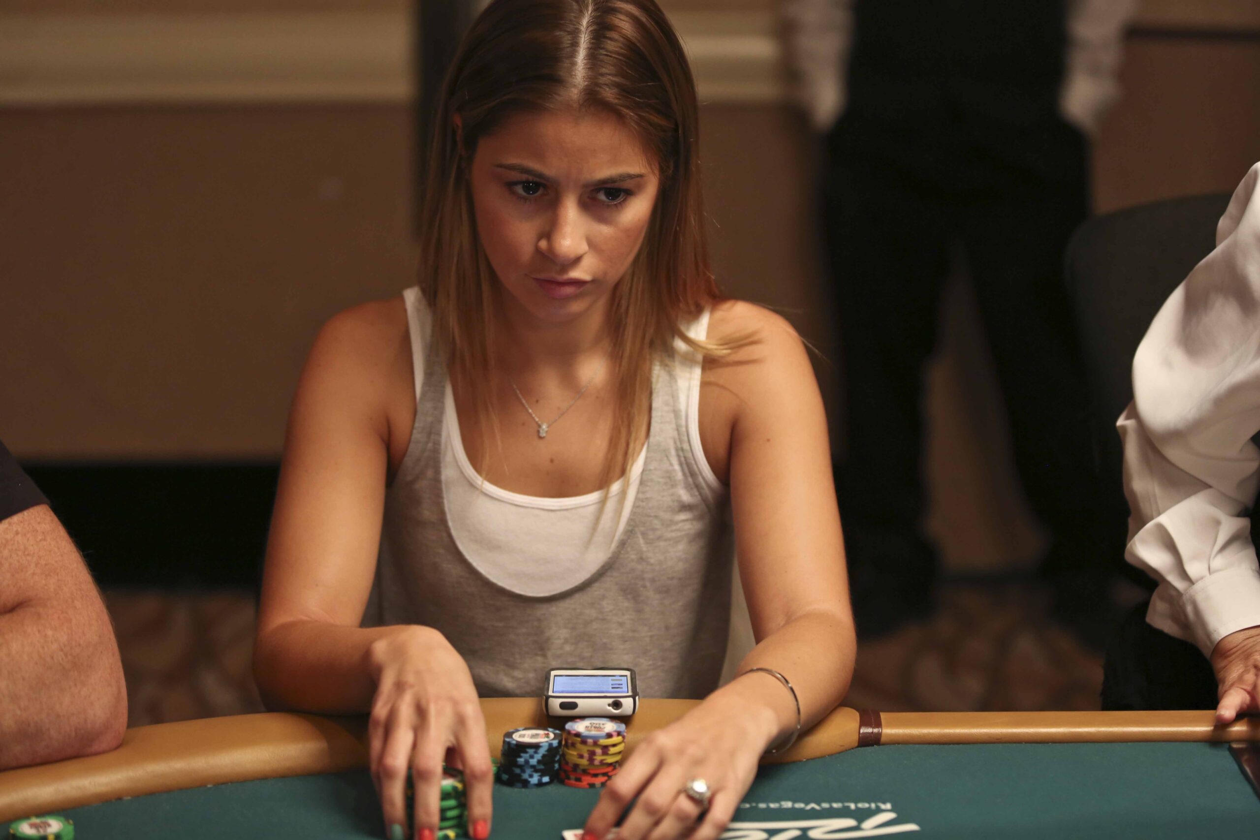 1747773888_original_Erika_Moutinho_1-scaled.jpg