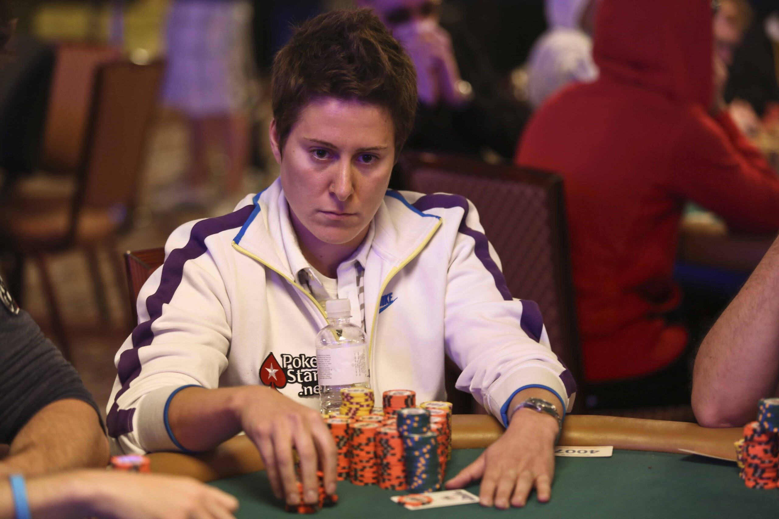 1747776770_original_Vanessa_Selbst_1-scaled.jpg