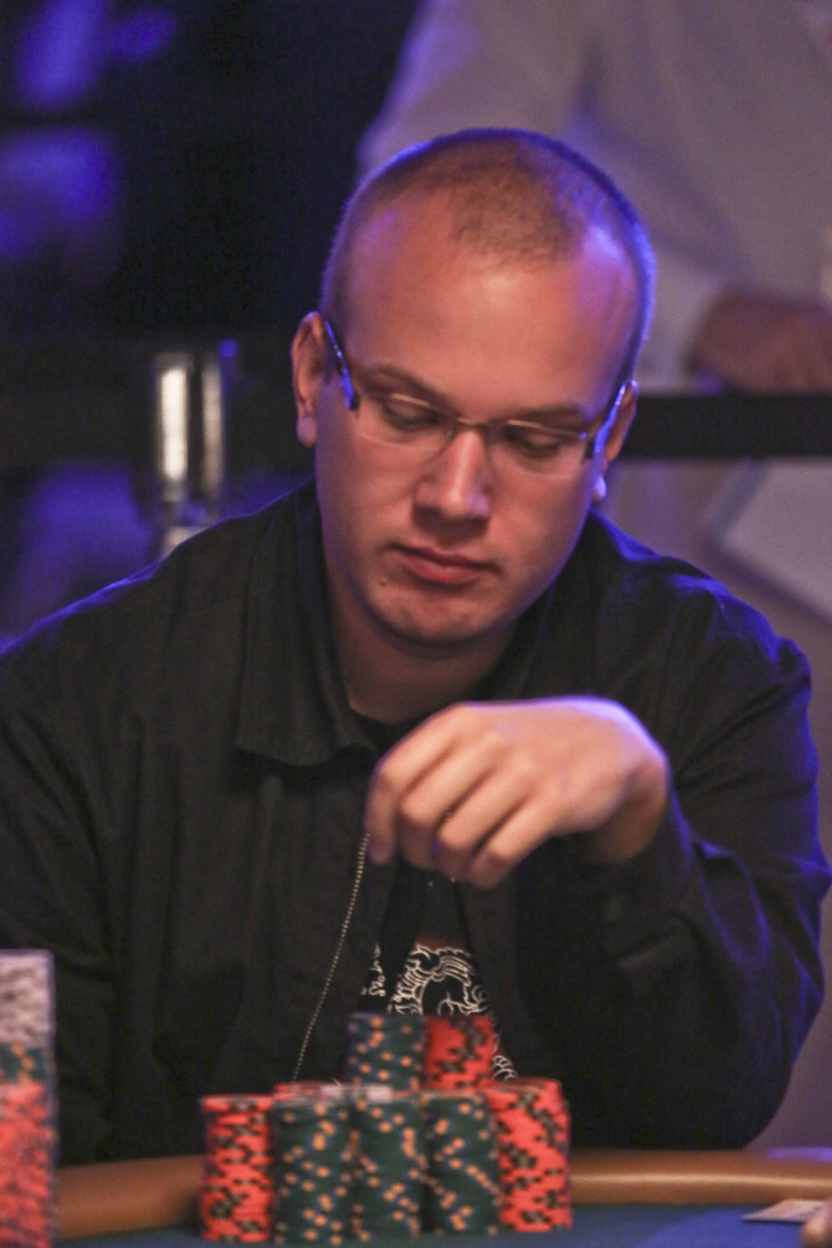 1747777127_original_Tomas_Samol_3-scaled.jpg