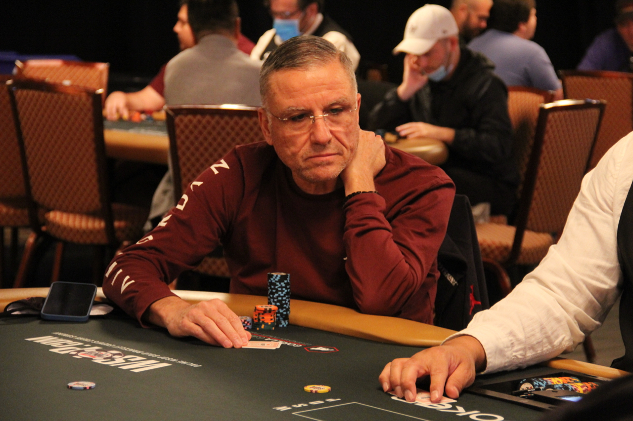 1747779077_original_2021_WSOP_Eli_Elezra.jpg