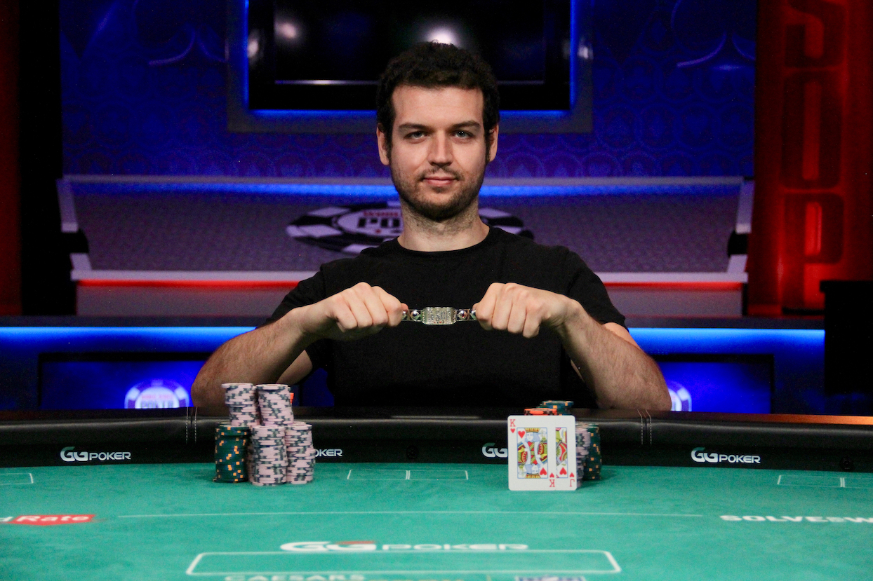 1747779427_original_Michael_Addamo_Wins_Third_Bracelet_WIDE.jpg