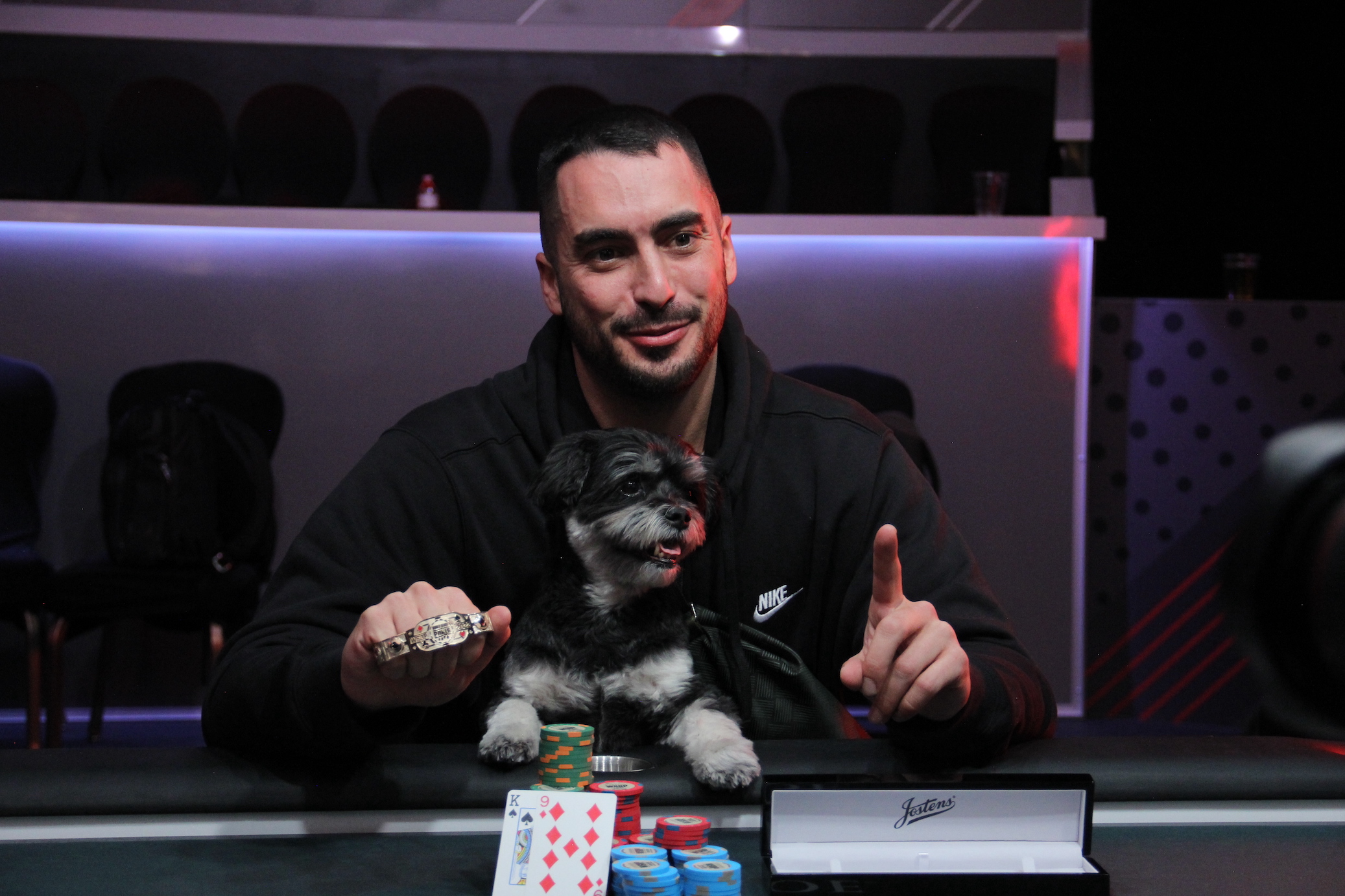 1747780726_original_Jonathan_Cohen_Wins_Bracelet.JPG