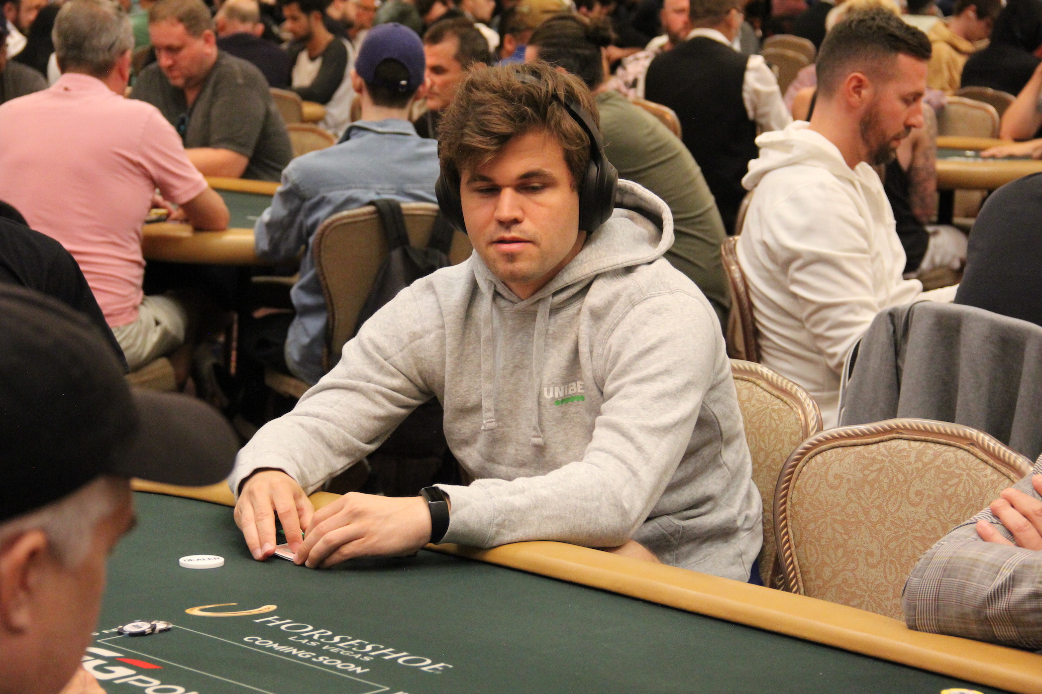 1747780947_original_Magnus_Carlsen_2022.JPG