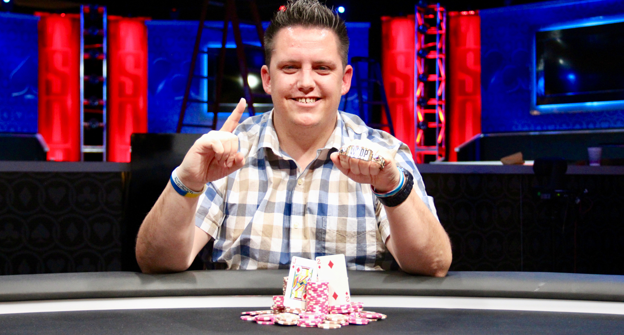 1747812138_original_Casino_Employee_T1.jpg