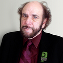 1747812662_large_mike_caroProf.jpg