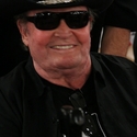 1747812826_large_medium_James_Garner.JPG