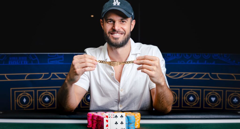 Ferenc Deak wins his first WSOP bracelet.