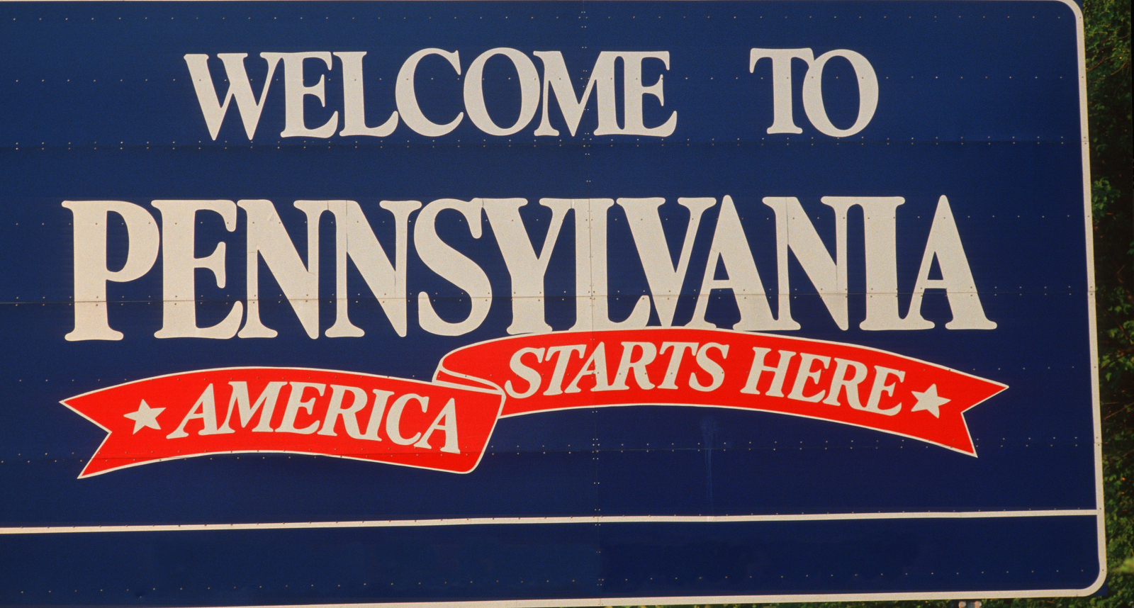 A "Welcome to Pennsylvania" sign