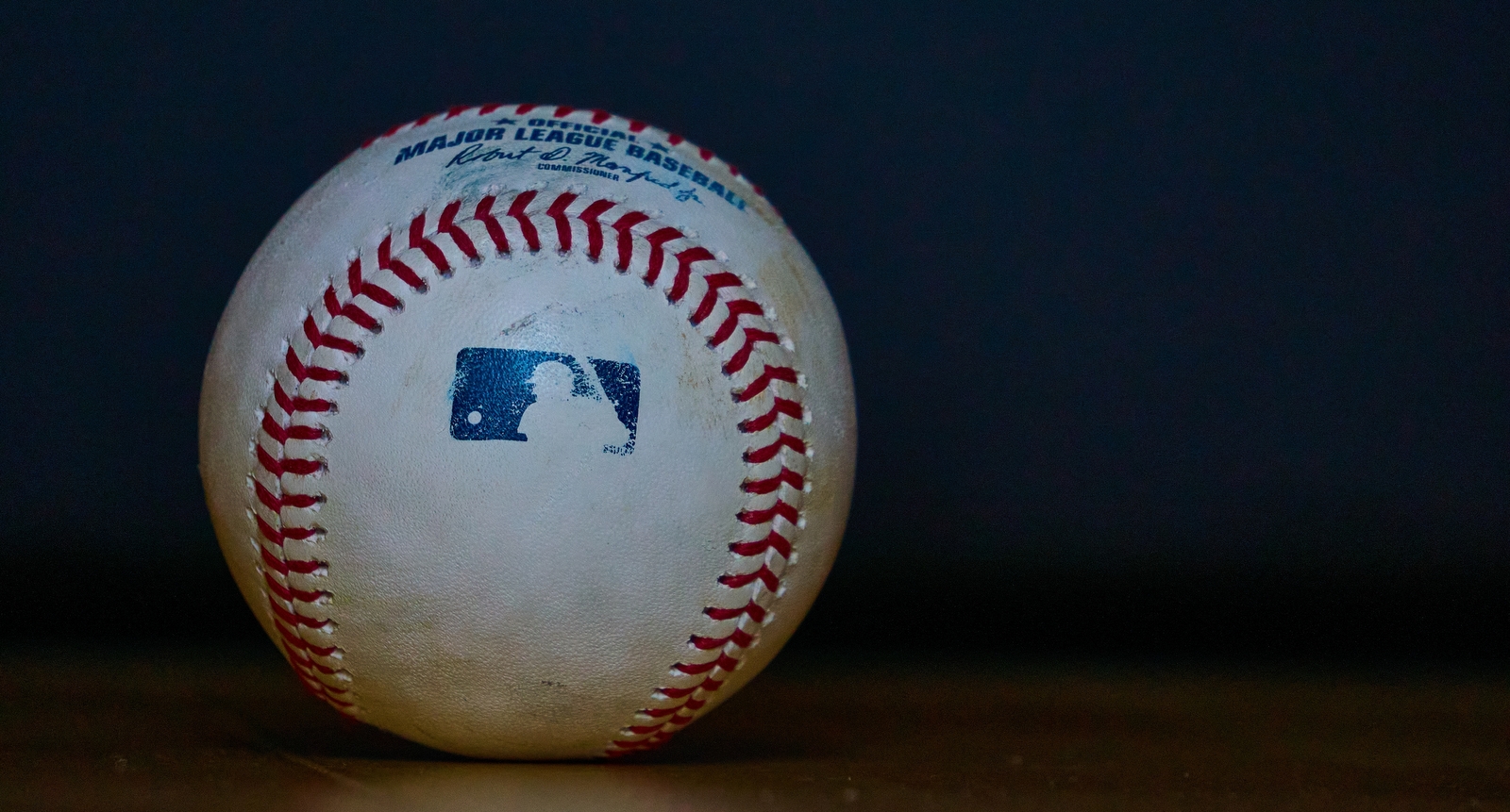 A picture of an MLB baseball