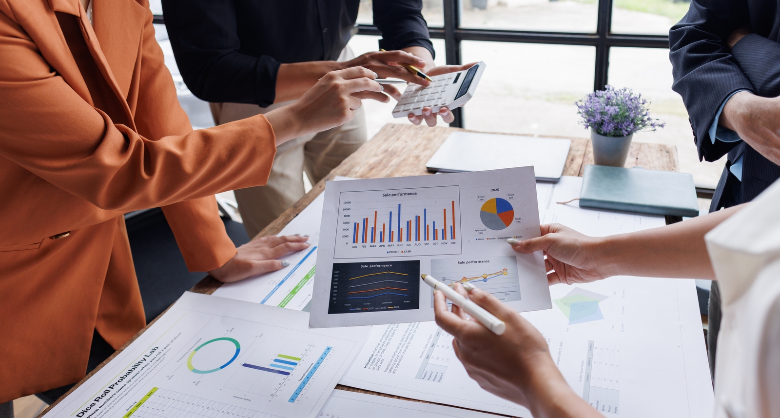 A picture of financial reports