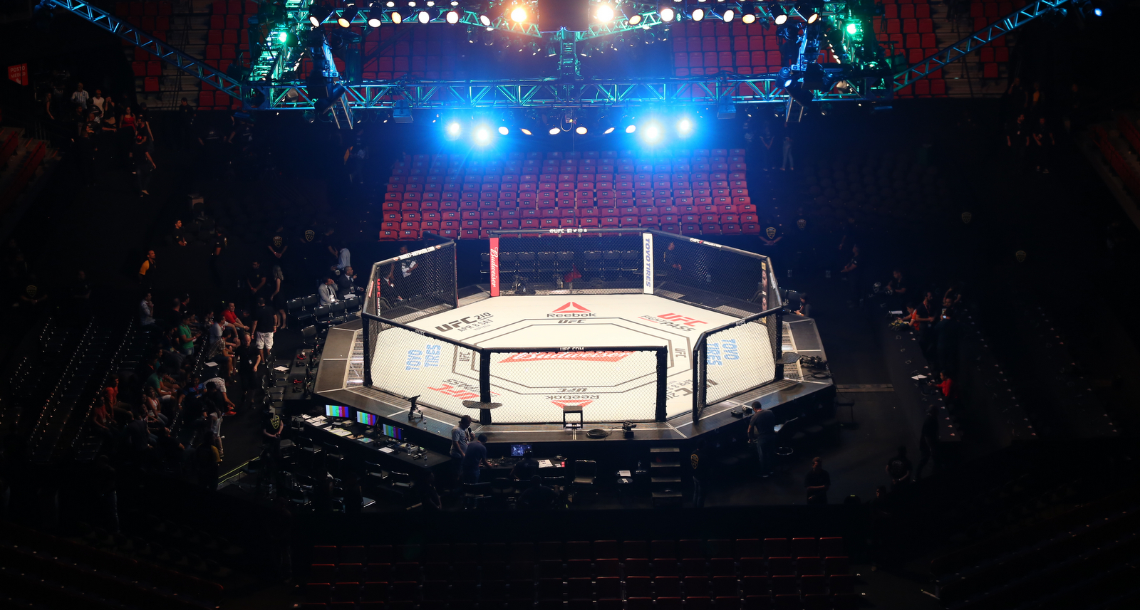 A picture of a UFC ring